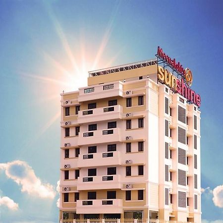Meenakshi'S Sunshine Hotel Madurai Bagian luar foto